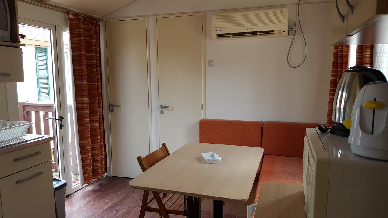 Adriacamp Mobile Homes Cavallino Exterior photo